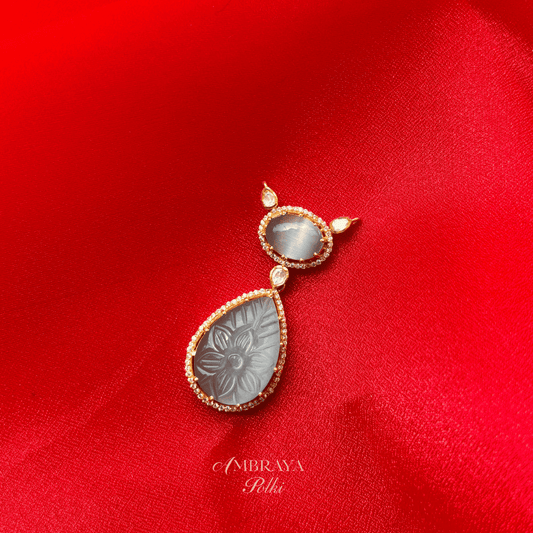 Nisha Pendant - Ambraya Polki