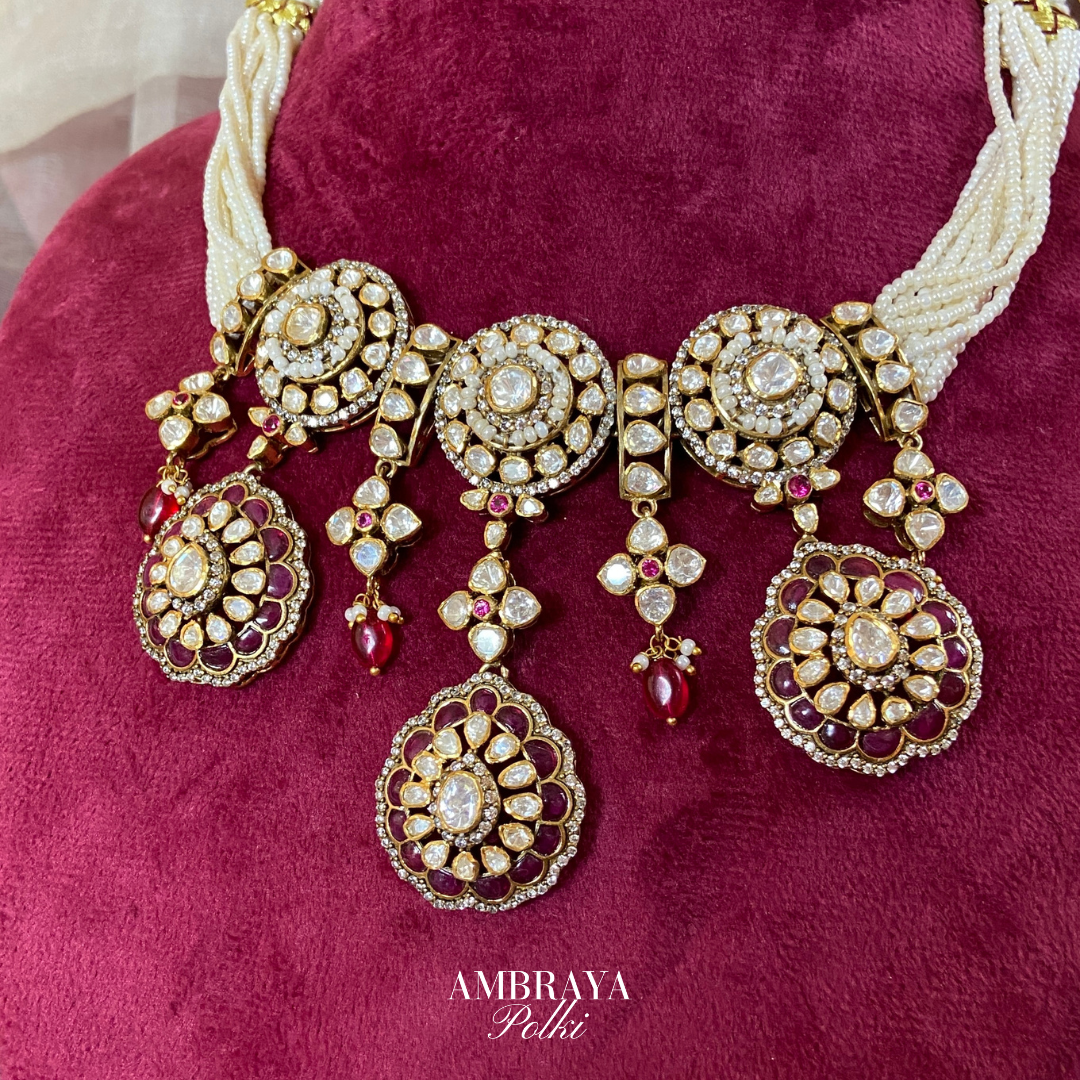 Saanvi Necklace