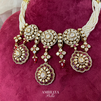 Saanvi Necklace