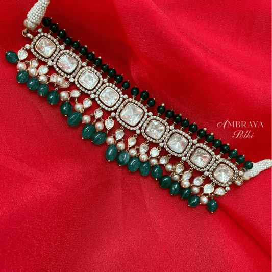 Nurvi Necklace - Ambraya Polki