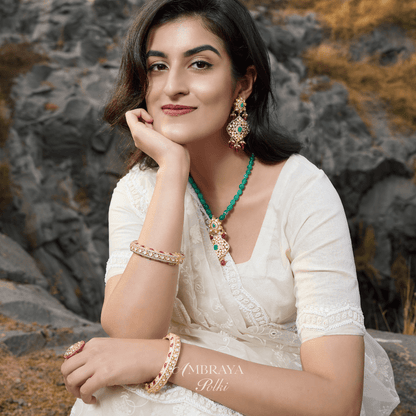 Prana Pendant Set - Ambraya Polki