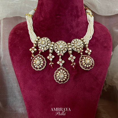 Saanvi Necklace