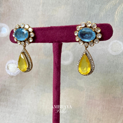Navari Earrings