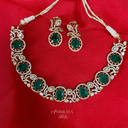 Miraya Necklace Set - Ambraya Polki