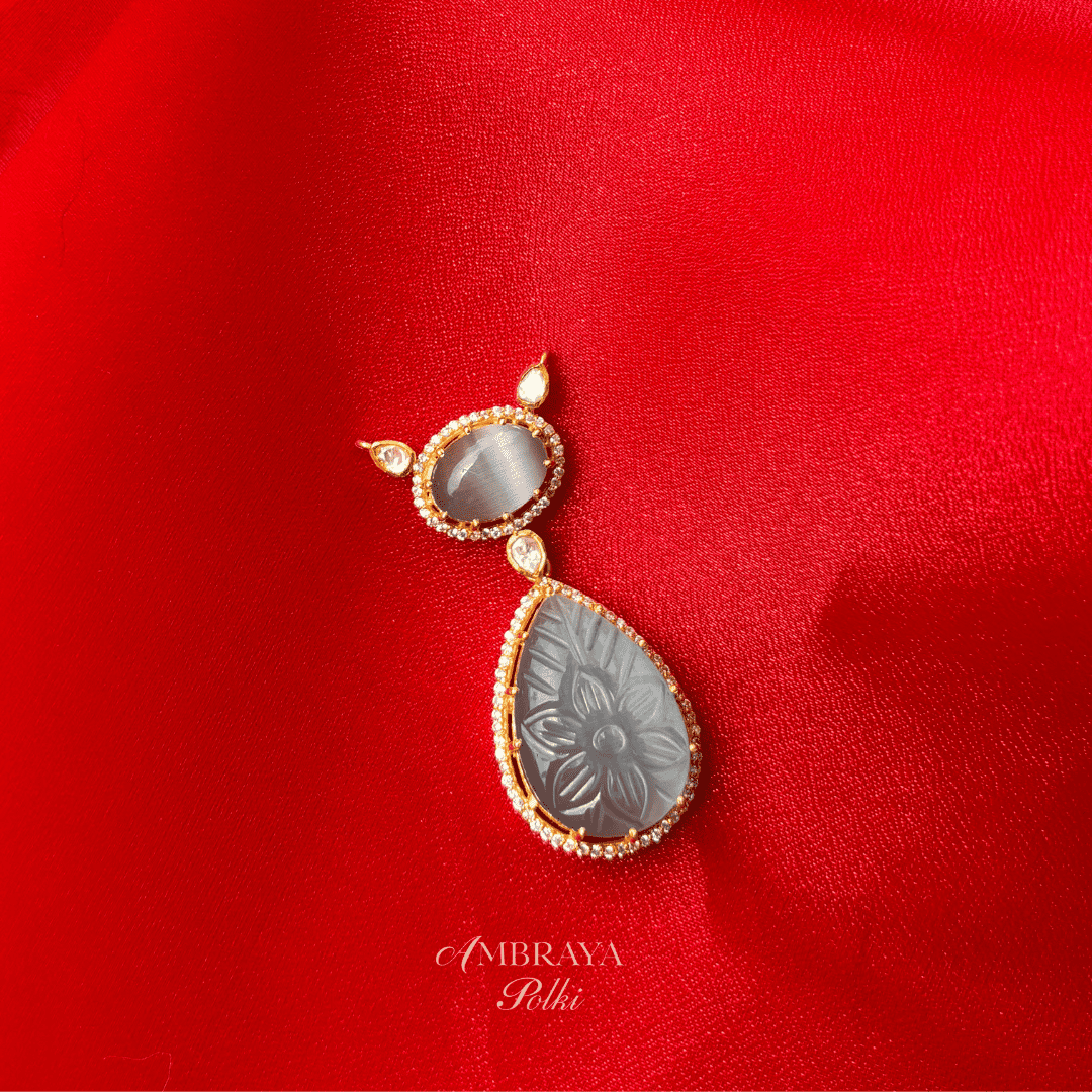Nisha Pendant - Ambraya Polki
