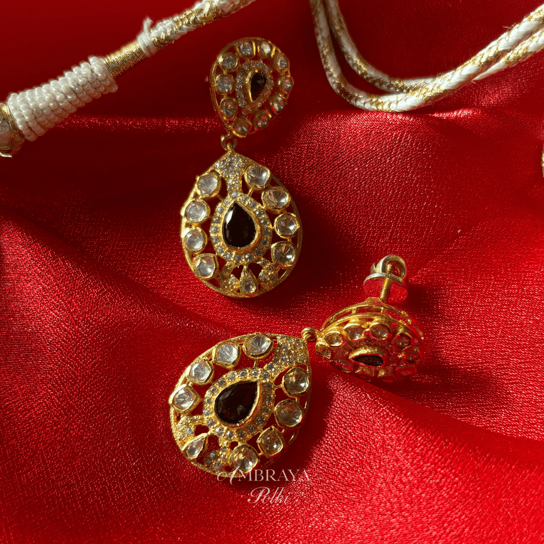 Tanvika Necklace Set - Ambraya Polki